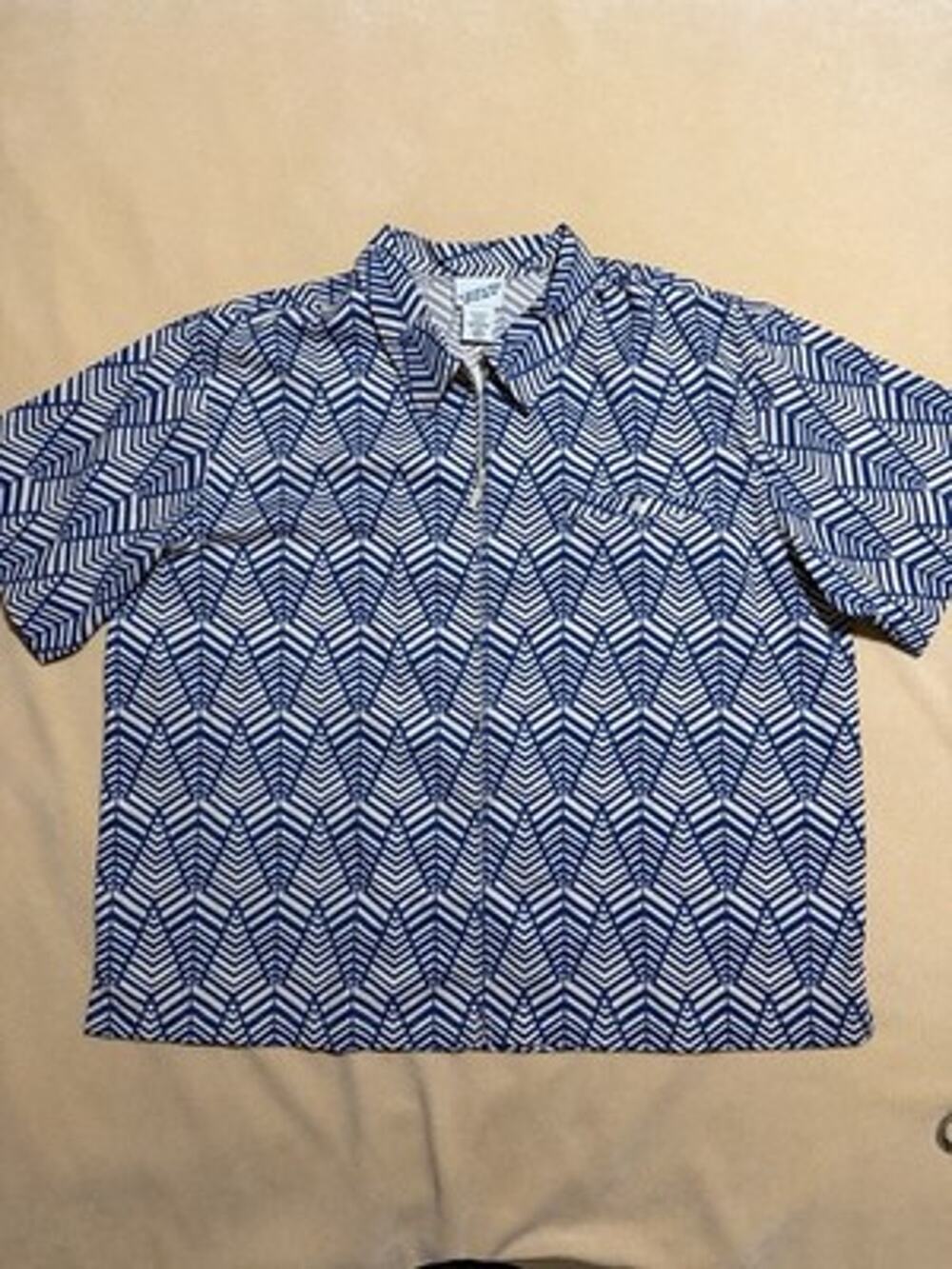 VTG Irvine Park Blue and Beige Zip Up Short Sleeve Shirt Mens Size 2XL Large